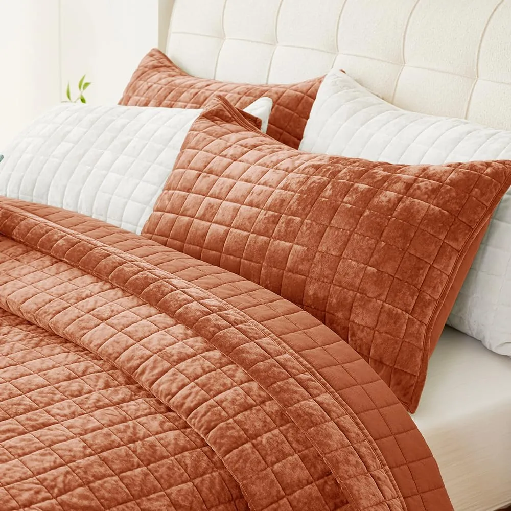 3 Pieces Luxurious Velvet California King Quilts Set 106x118 Bedspread Coverlet Quilted Bedding Set with 2 Pillow Shams 20x36 Ultra Soft Comforter for All Season, Rust