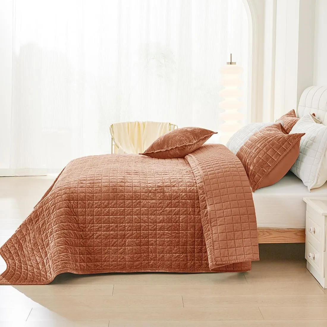 3 Pieces Luxurious Velvet California King Quilts Set 106x118 Bedspread Coverlet Quilted Bedding Set with 2 Pillow Shams 20x36 Ultra Soft Comforter for All Season, Rust