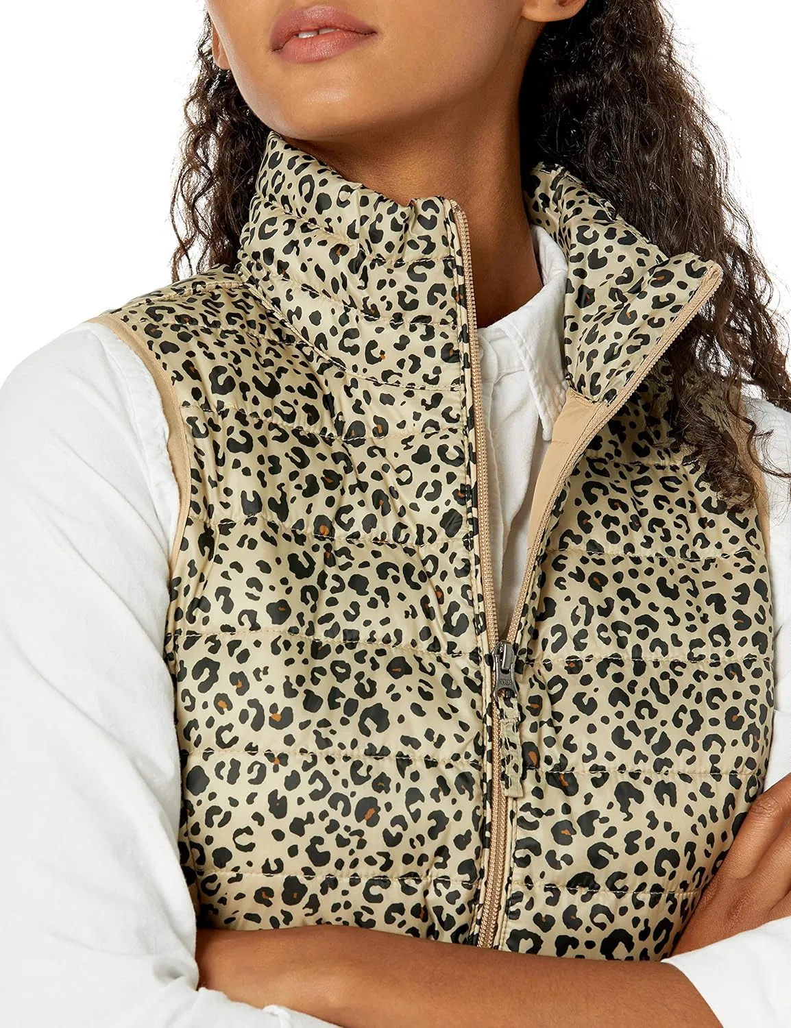 Amazon Essentials Women's Lightweight Water-Resistant Packable Puffer Vest