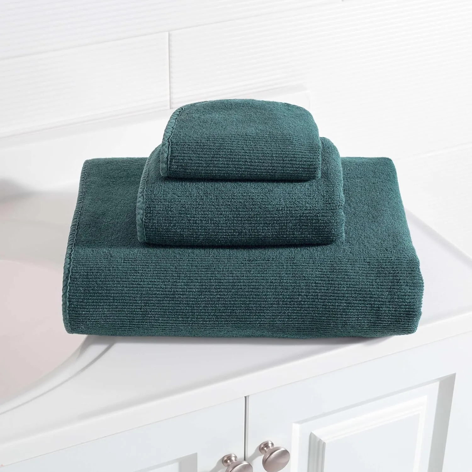 Blythe Everglade Towel, Bath Sheet, Green Solid Pattern