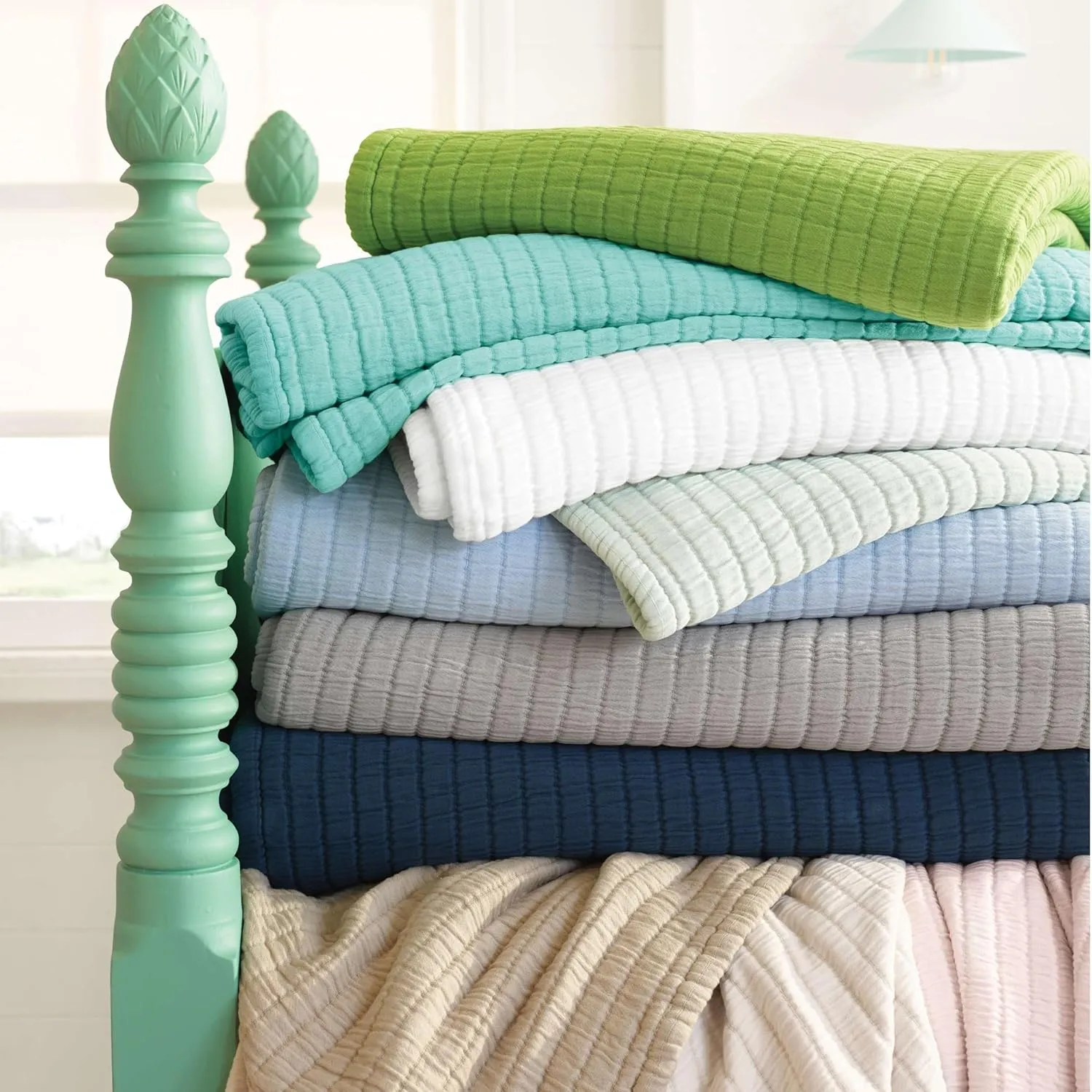Boyfriend Grey Matelasse Coverlet, King Size, Grey Solid Pattern