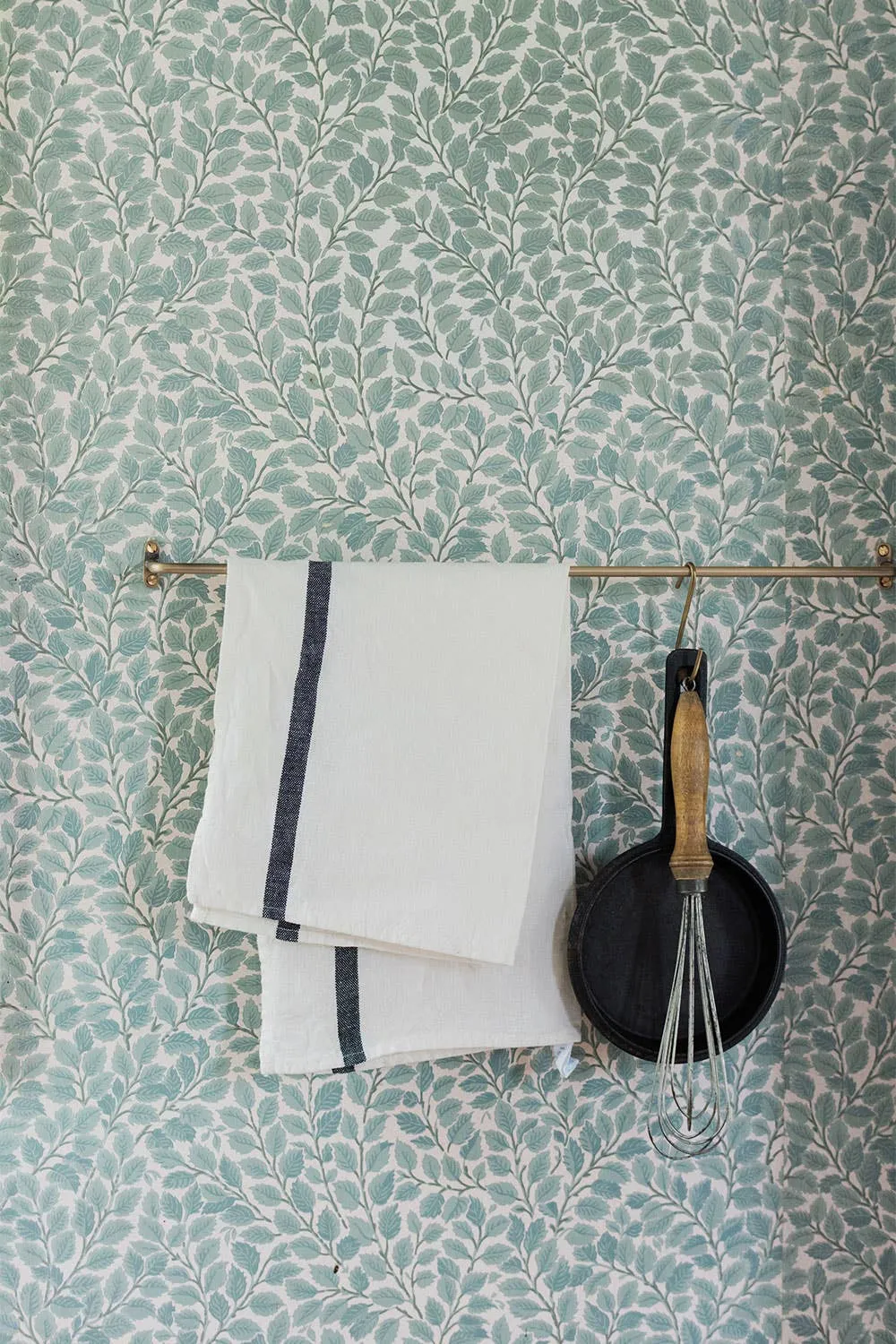 Brass Towel Bar (L)