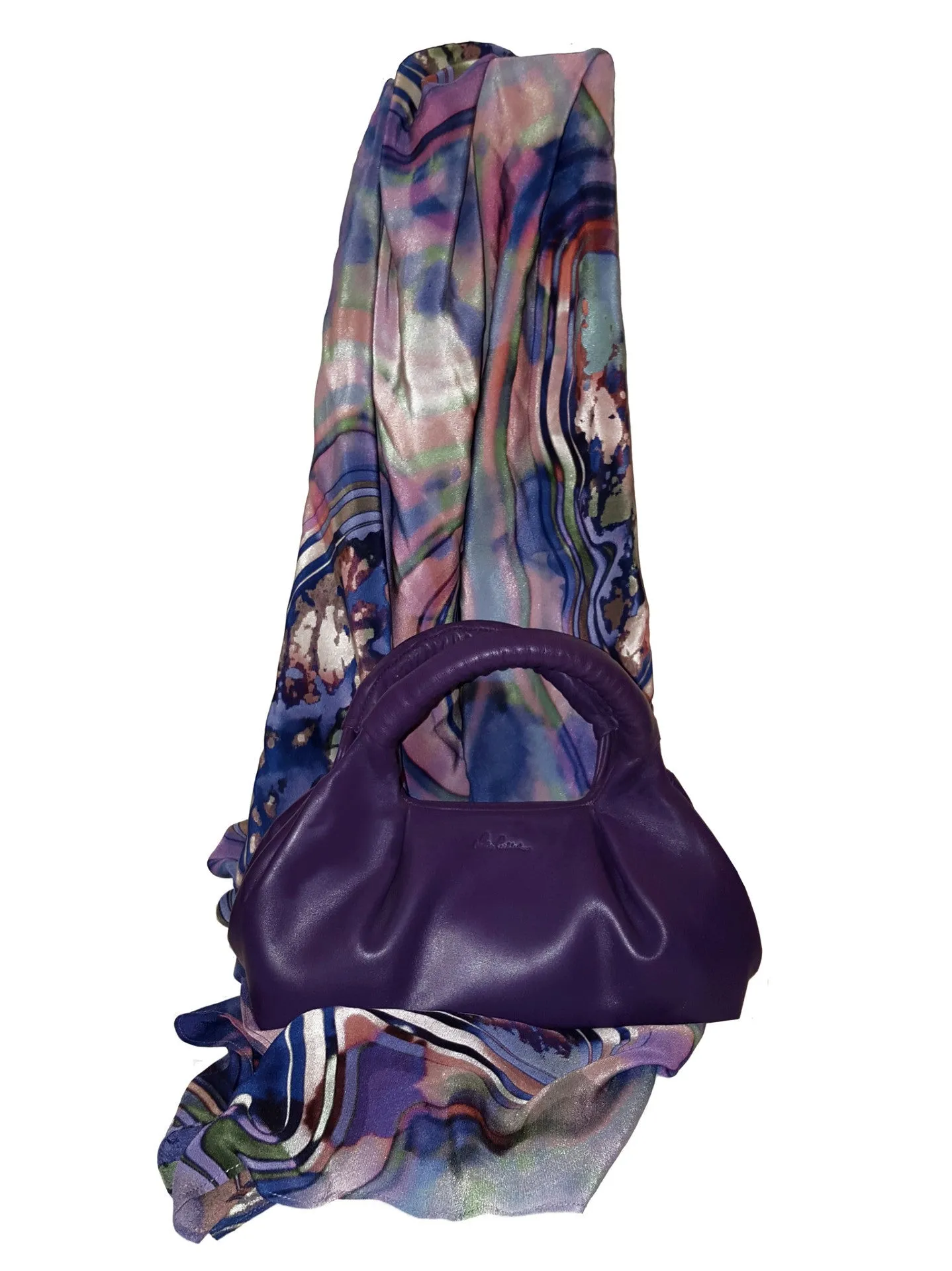 CALLAS (so soft, little but so roomy, a little hand clutch for your individual shopping needs or an Opéra event)