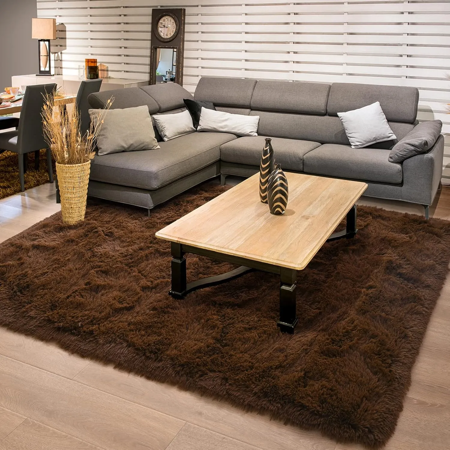 Comeet Soft Area Rugs for Bedroom Living Room Fluffy Carpets, 6 x 9 Feet, Shag Furry Area Rug for Children Kids Girls Baby Room, Non-Slip Indoor Carpet for Nursery Dorm Home Decor, Brown