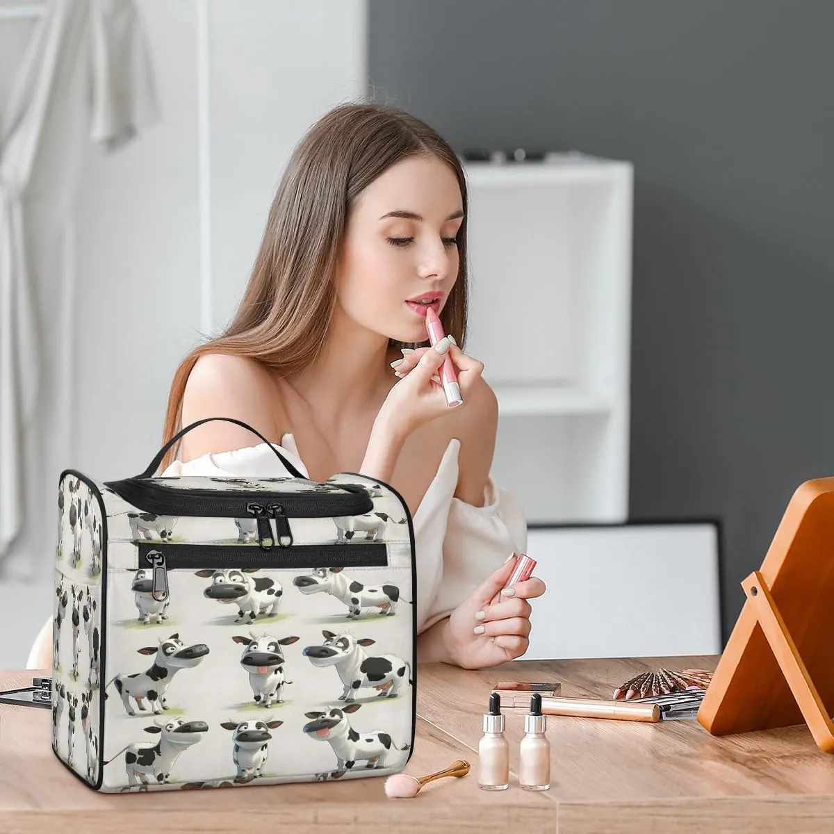 Cow Farm Animal Travel Toiletry Bag for Men and Women, Large Hanging Makeup Bag Organizer Toiletries Bag for Travel, Cosmetic Bag with Handle