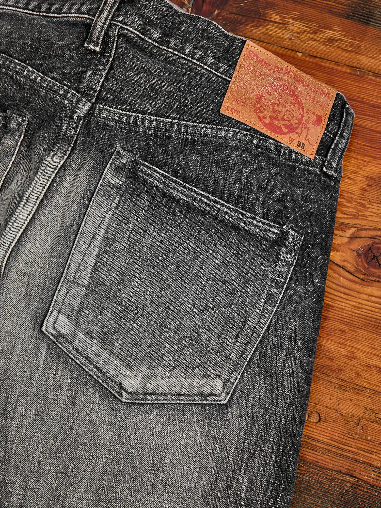 D1891UBS 13oz Washed Black Selvedge Denim - Regular Straight Fit