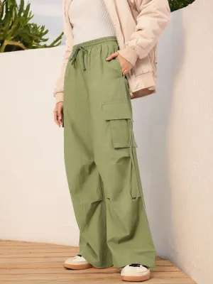 DressBerry Women Army Chic Cargo-Style Trousers