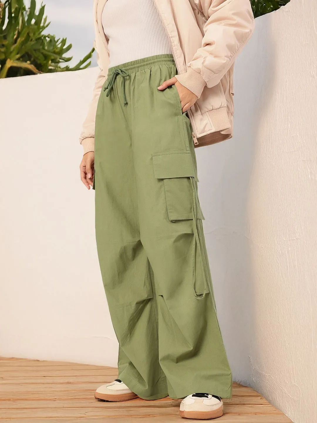 DressBerry Women Army Chic Cargo-Style Trousers