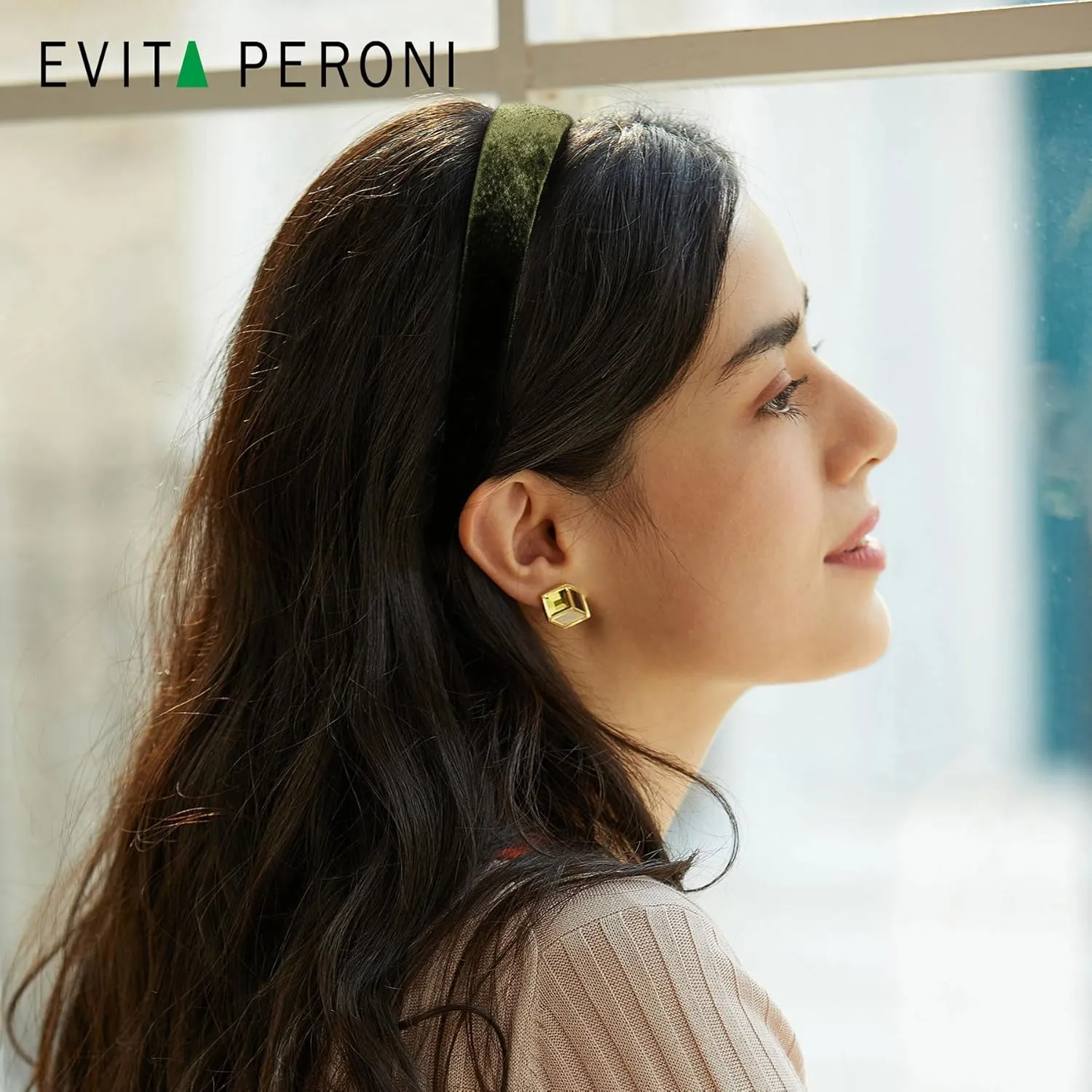EVITA PERONI Thin Green Velvet Headbands for Women Fashion Headband No Slip Soft Hairband Comfortable HairBands for Women Girls Winter Hair Accessories