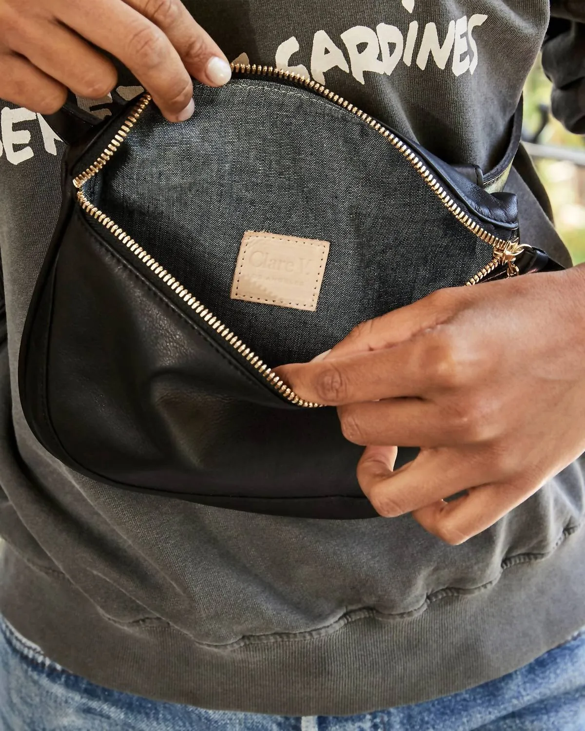 Fanny Pack In Black Velvet Leather