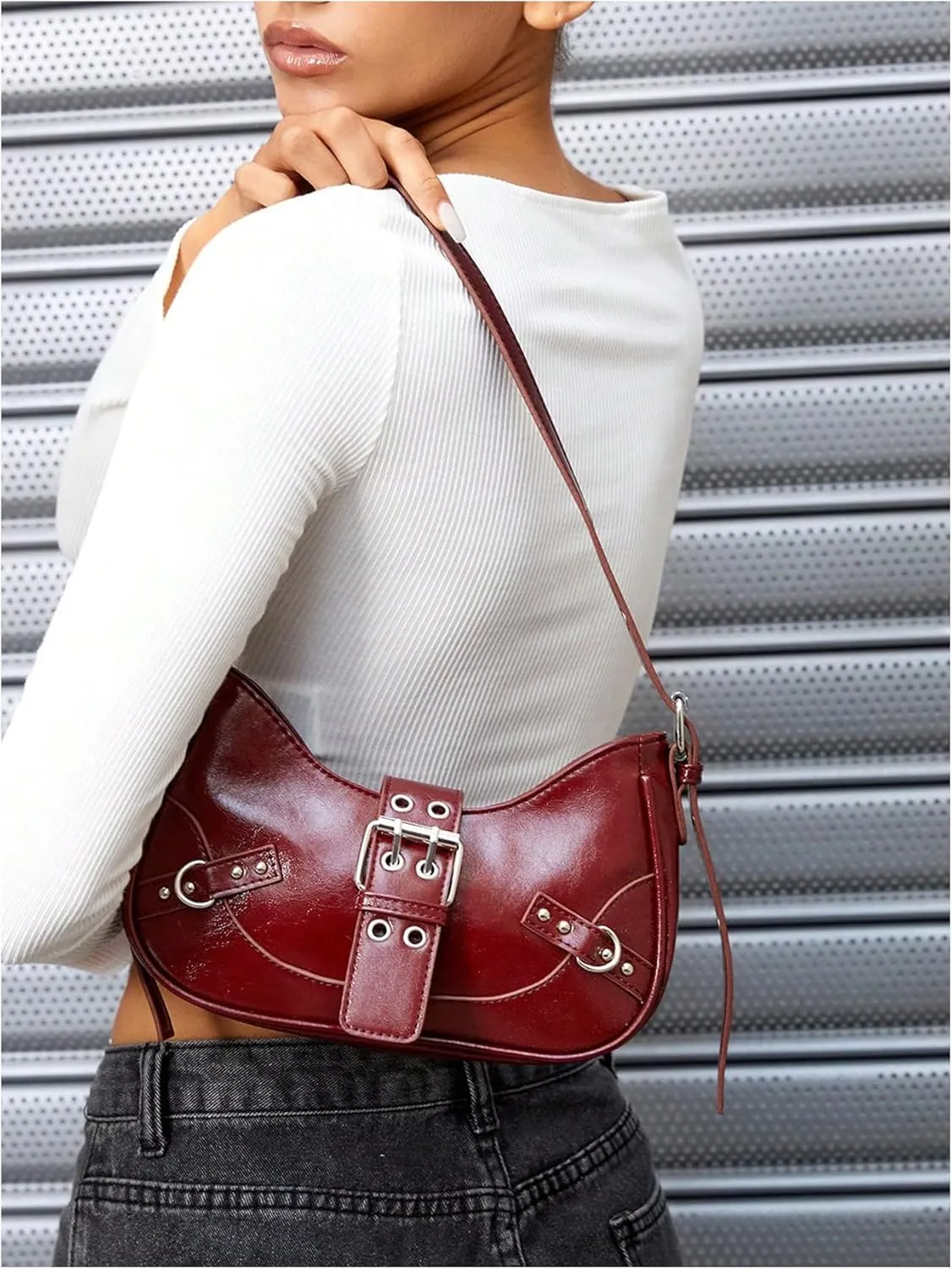 Floerns Women's Y2k Shoulder Bag Rivet Adjustable Straps Hobo Bag Punk Crossbody Purse