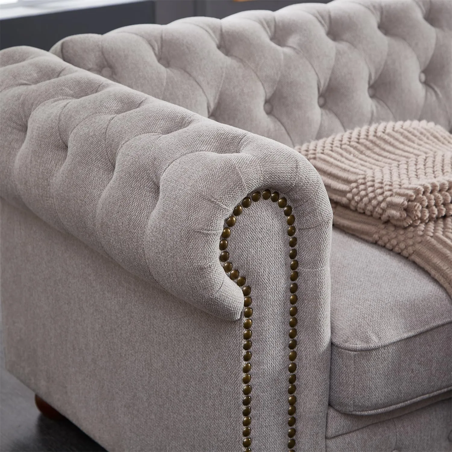 Harper & Bright Designs 3-Seat Chesterfield Sofa with Button Tufted, Nailhead Trim and Solid Wood Legs, Classical Linen Fabric Couch for Living Room, Office, Light Grey