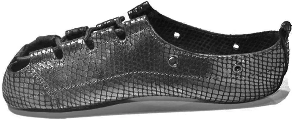 Irish Dance Pumps - ghillie's - Soft - Light Shoes with Diamond Print Black Leather and Suede Soles with - Free - Cotton Bag