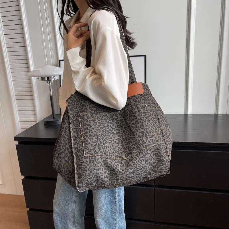 Jumbo Leopard Prints Shoulder Canvas Bags