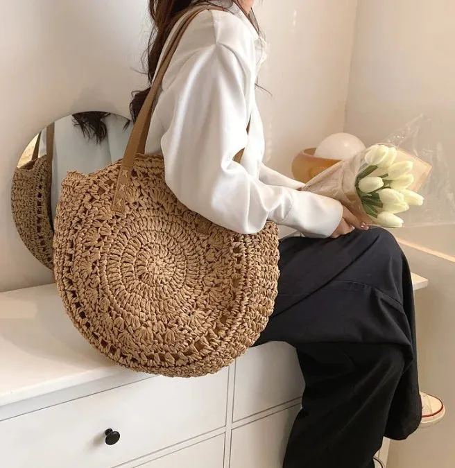 Large Capacity Fringe Straw Shoulder Bag