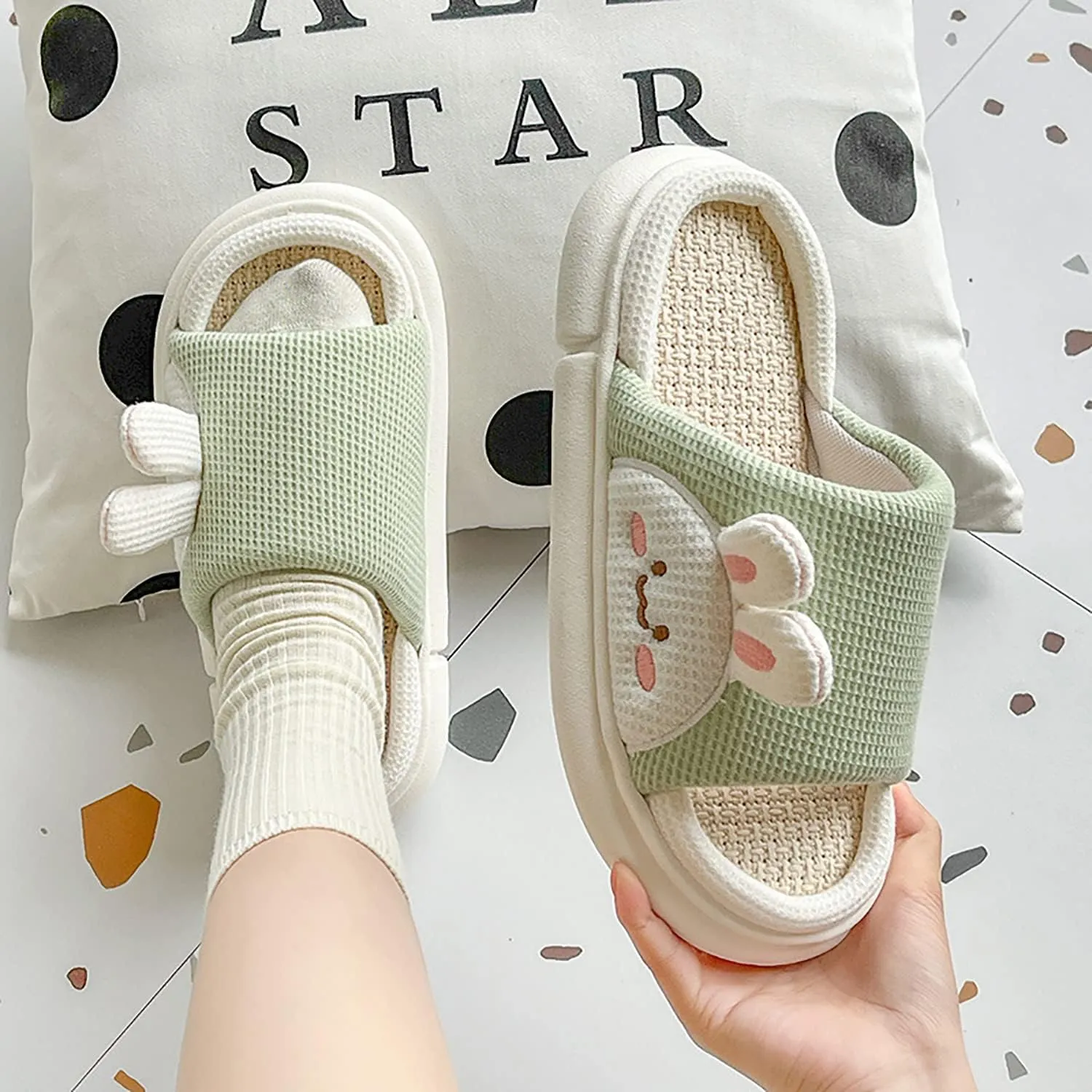 Linen Slippers - Lightweight, Safe and Non-Slip, Breathable, and Fashionable with Soft and Thick Soles for a Comfortable Walk - No Odor