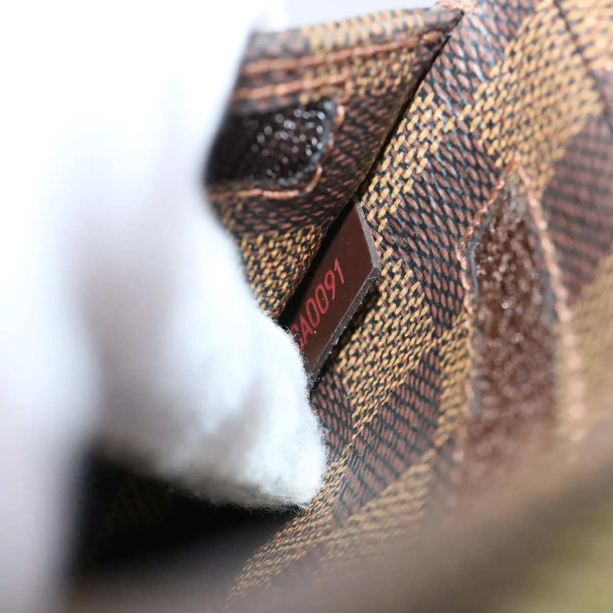 Louis Vuitton Geronimo  Canvas Shoulder Bag ()