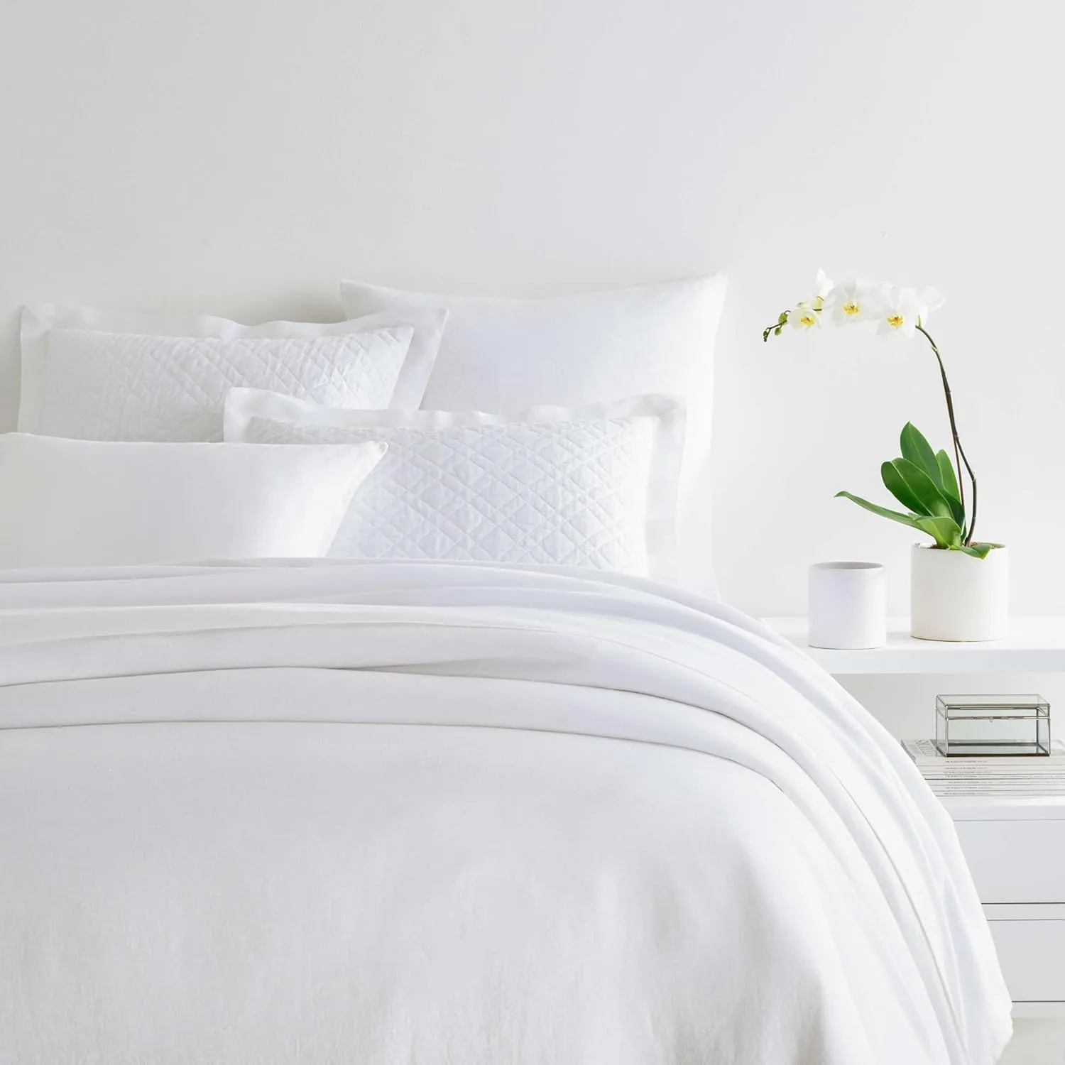 Lush Linen White Duvet Cover, Full/Queen Size, White Solid Pattern