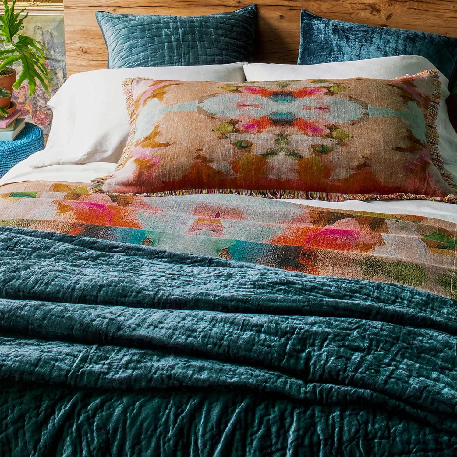 Matte Velvet Juniper Quilt, Full/Queen Size, Green Solid Pattern