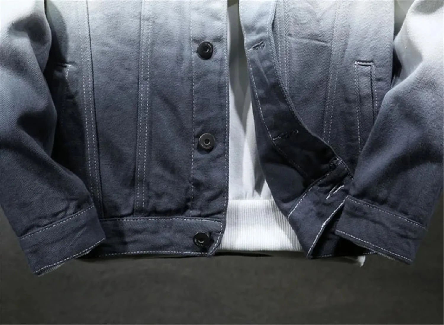 Men's Gradient Ripped Denim Jacket Single-Breasted Washed Aviator Trucker Jacket