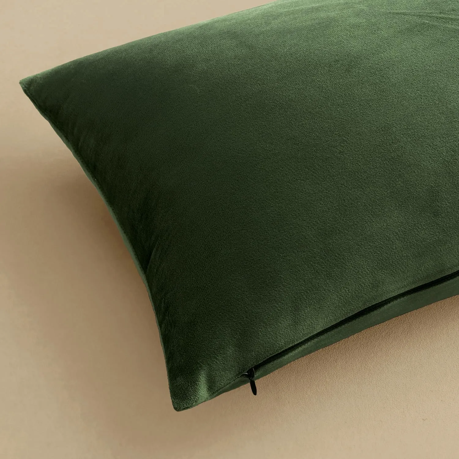 MIULEE Pack of 2 Velvet Soft Solid Decorative Square Throw Pillow Covers Set Cushion Case for Spring Sofa Bedroom Couch 18x18 Inch Moss Green