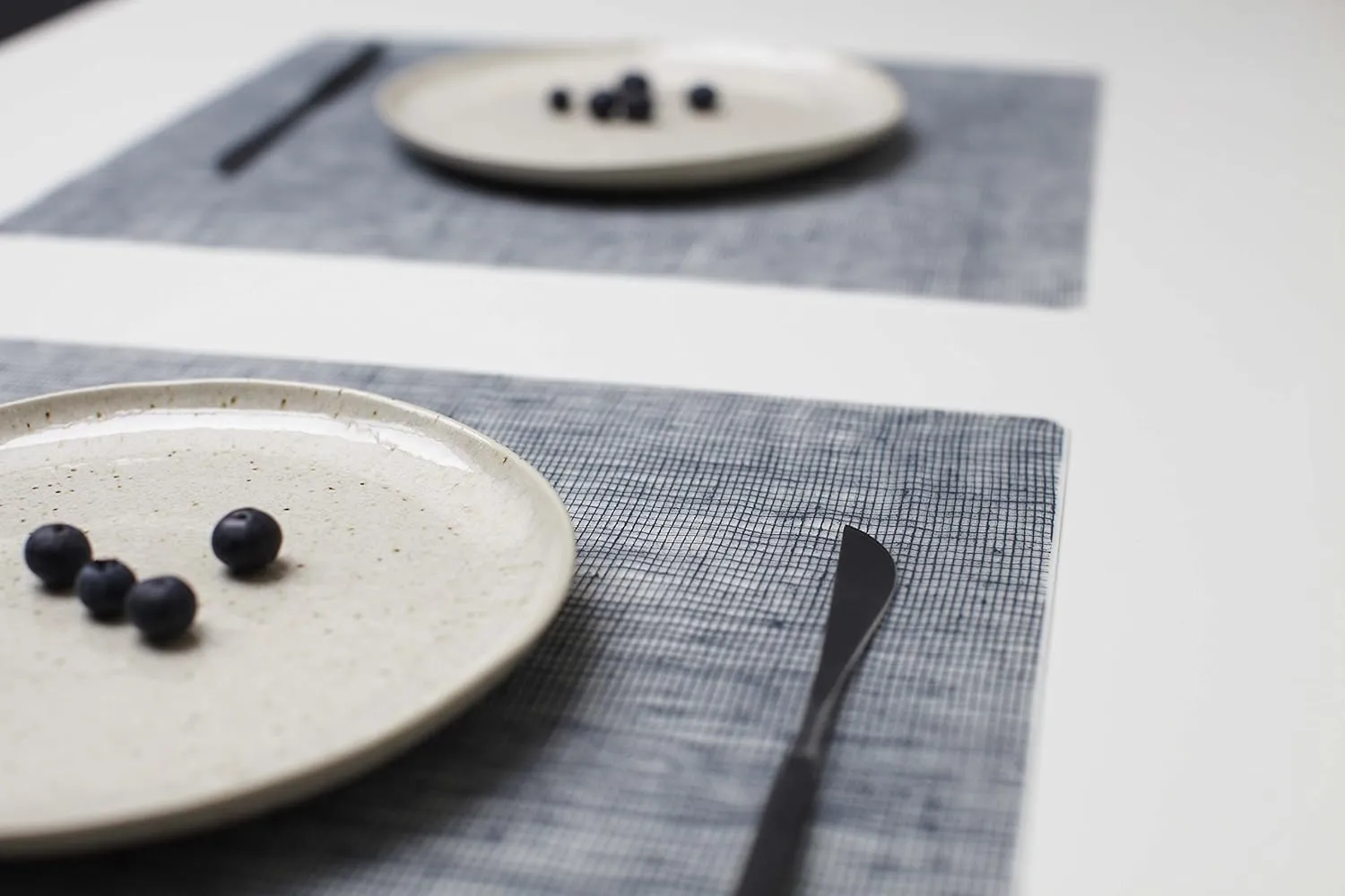 Modern Twist Placemat 100% Food-Grade Silicone, Waterproof and Reusable, Linen - Denim