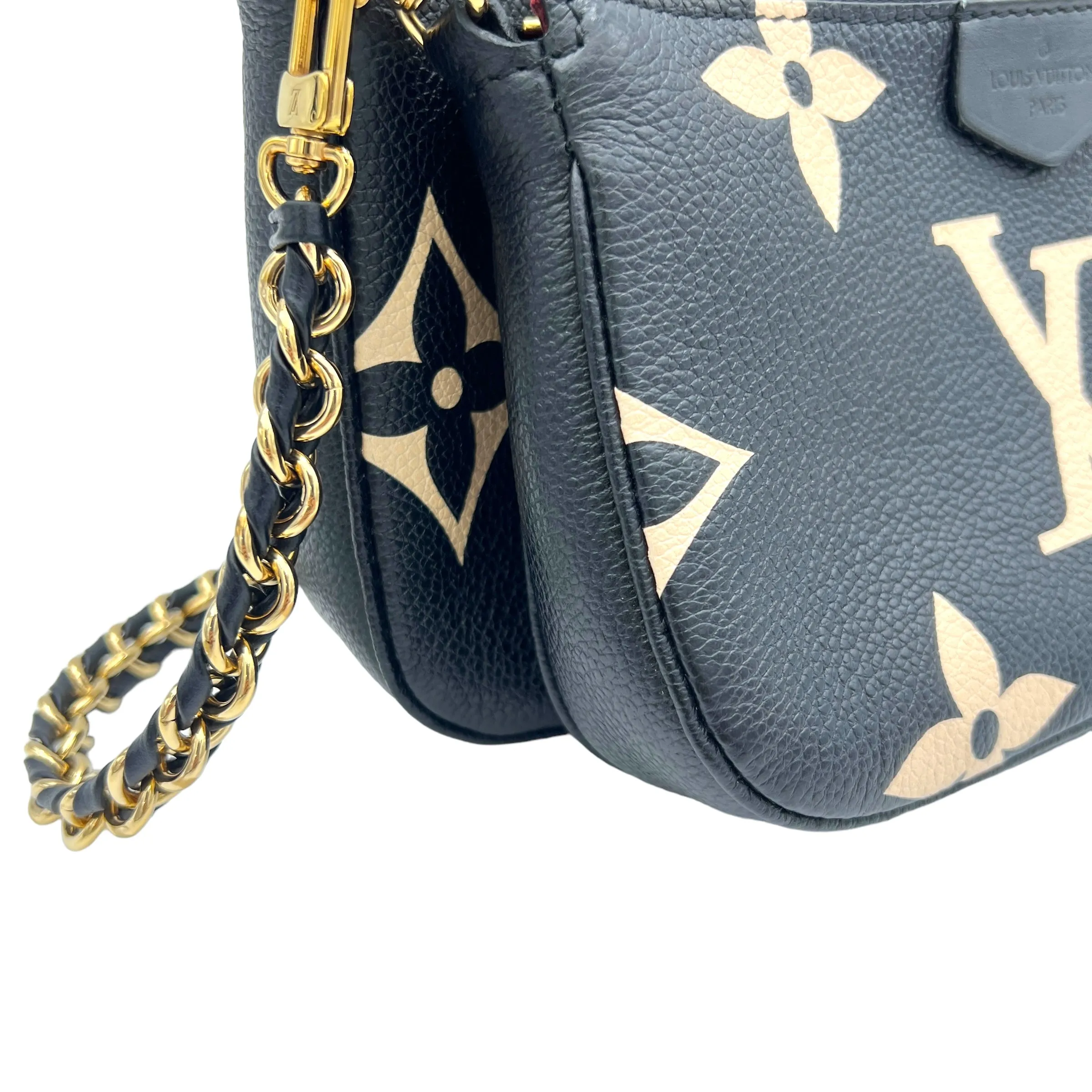 Multi-Pochette Accessoires Black Crossbody Bag in Empreinte Leather, Gold hardware