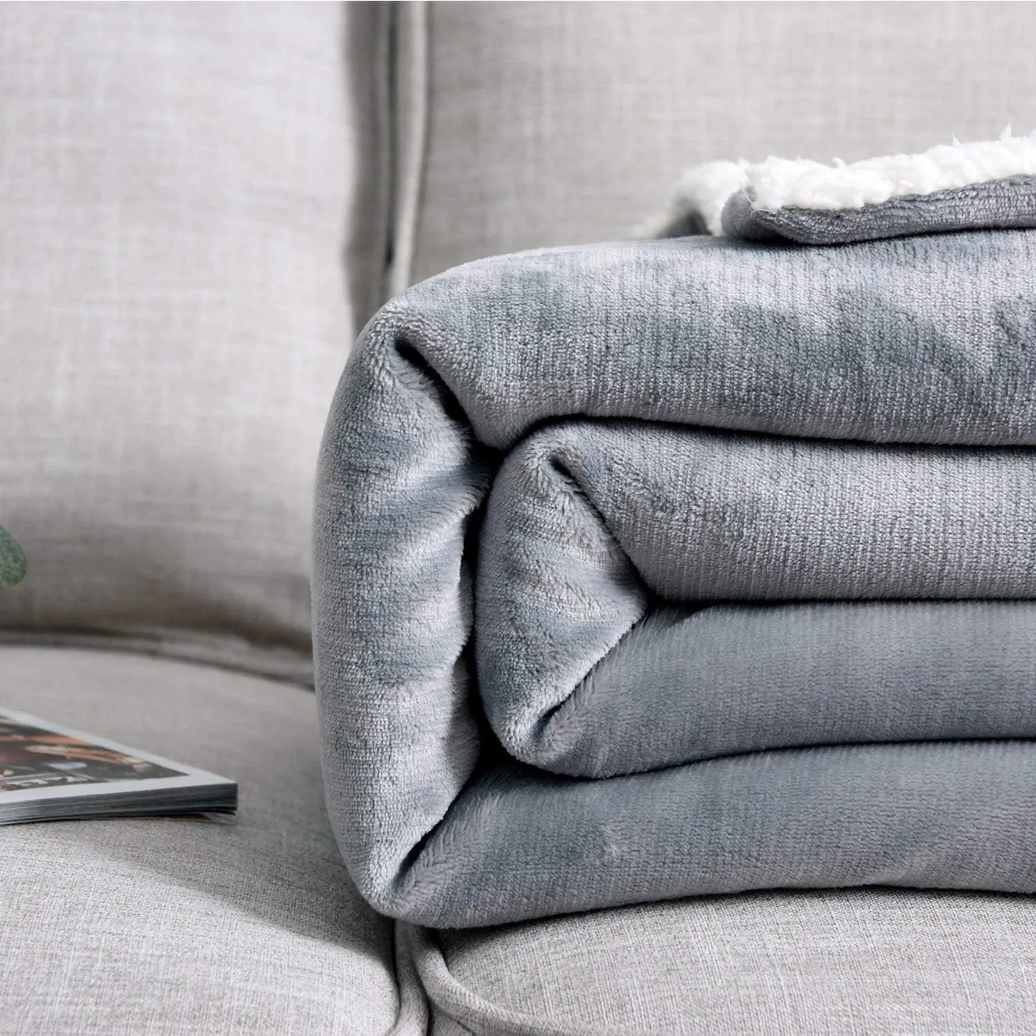 NANPIPER Sherpa Twin Thick Warm Reversible Velvet Plush Blanket for Winter - Super Soft Fuzzy Flannel Fleece Wool Like (Light Grey Twin Size 60"x80")