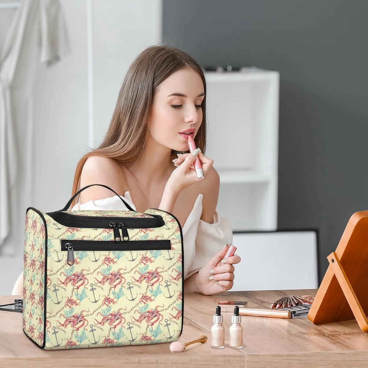 Octopus Large Travel Toiletry Bag for Women, Travel Organizer for Toiletries, Waterproof Makeup Cosmetic Bag with Handle
