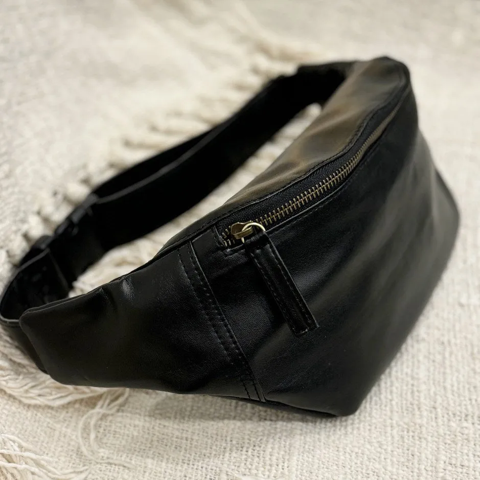 RILEY: Vegan Leather Waist Bag Black