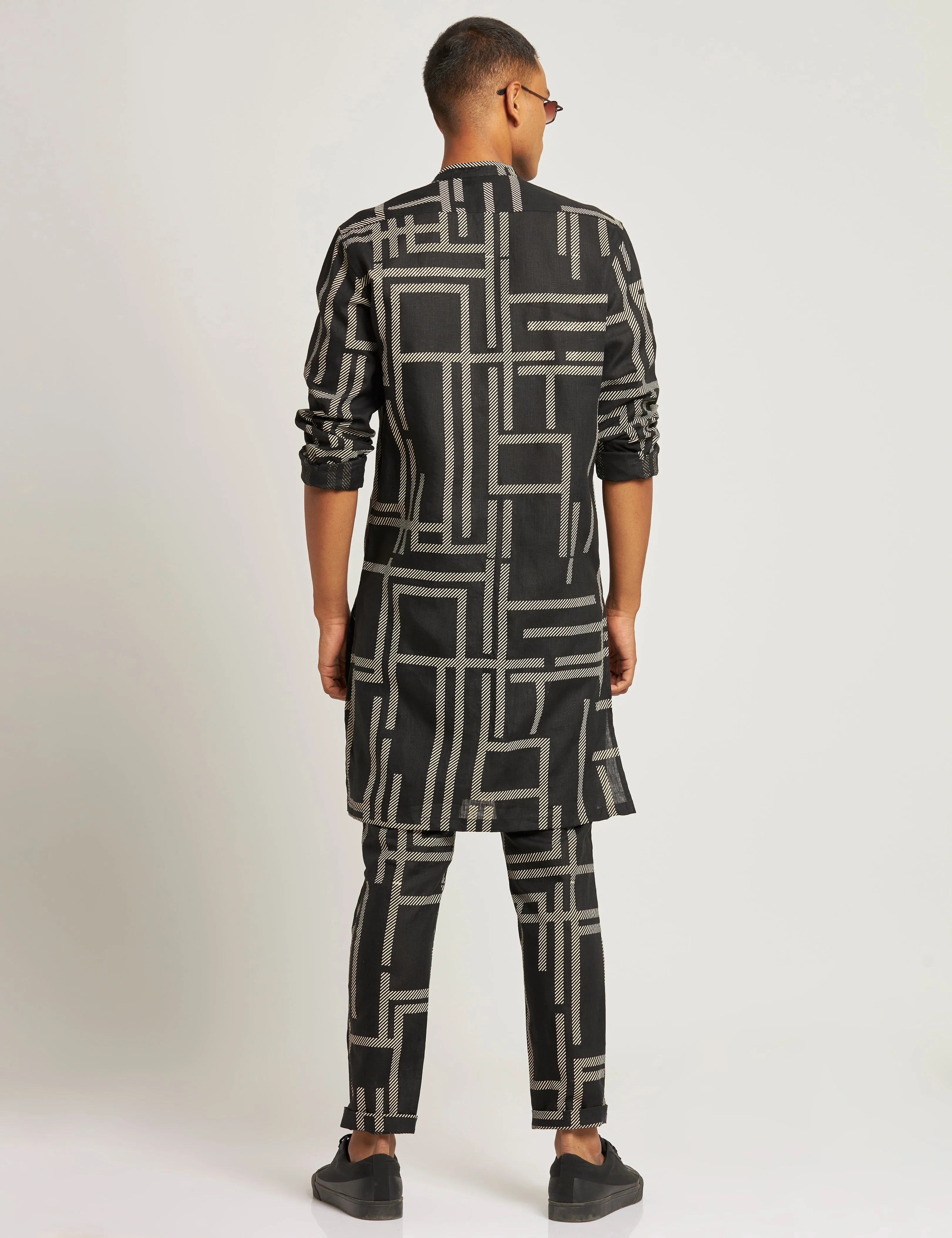 SHERWOOD SET MAZE - BLACK