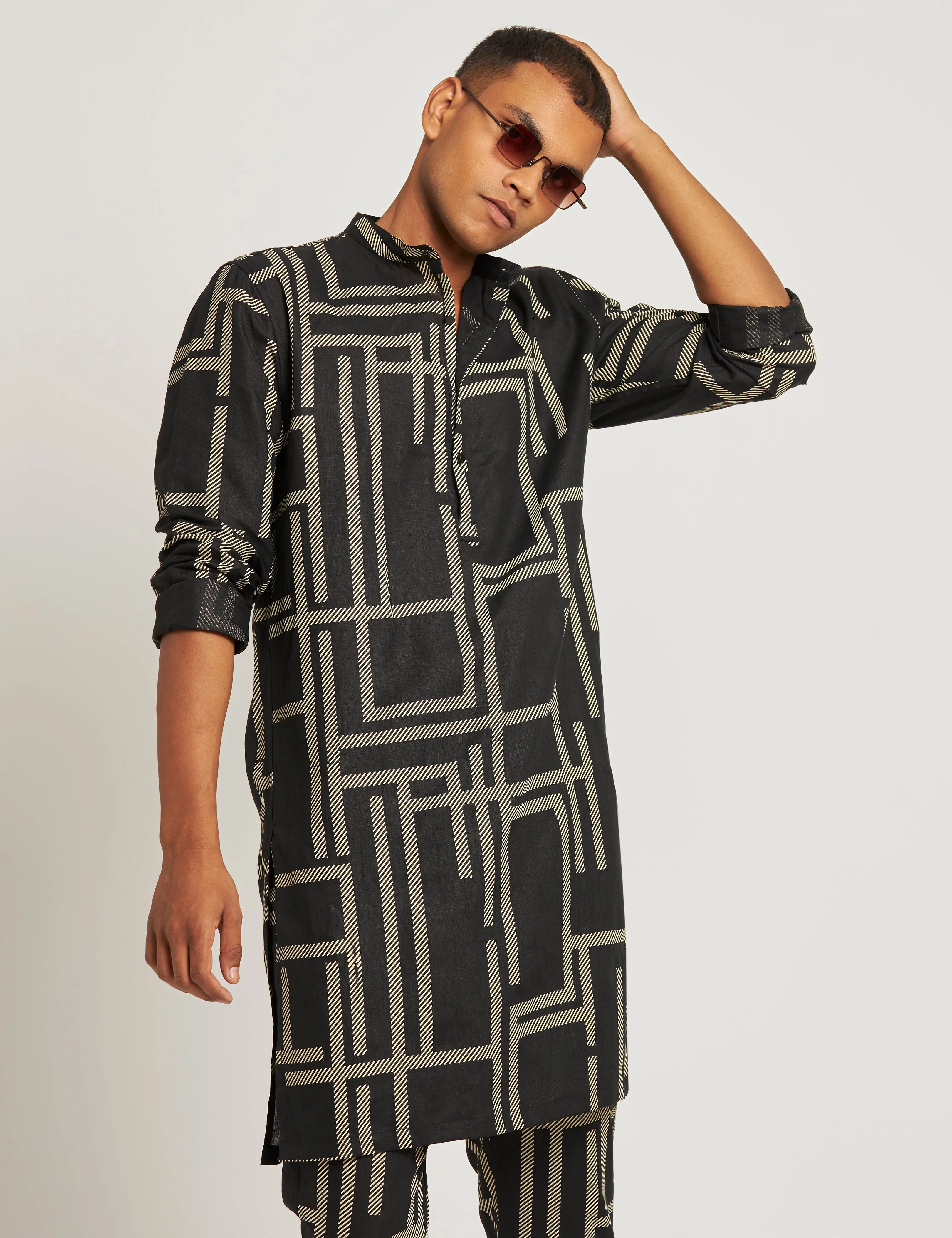 SHERWOOD SET MAZE - BLACK