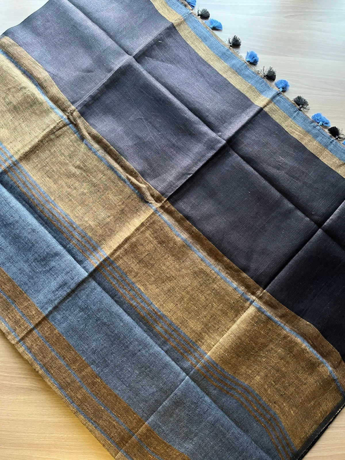 Simple Linen Saree -15548