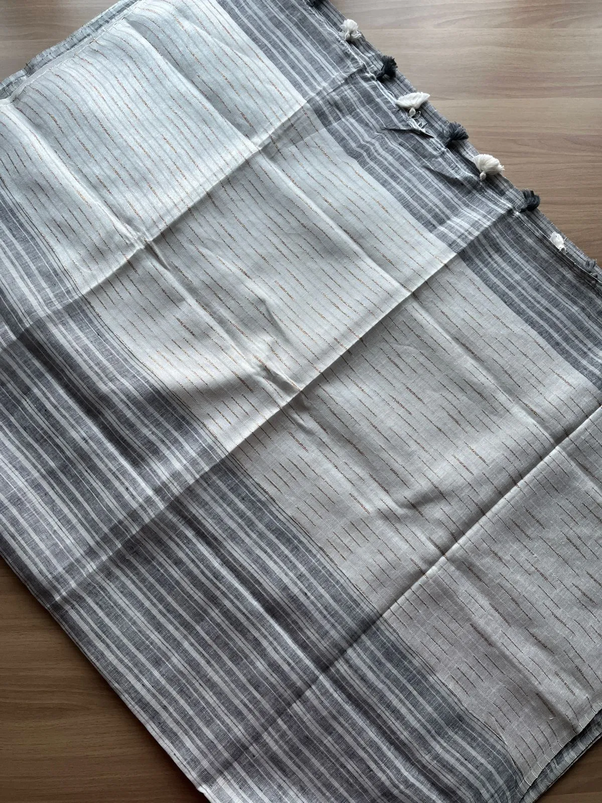 Simple Linen Saree -15554