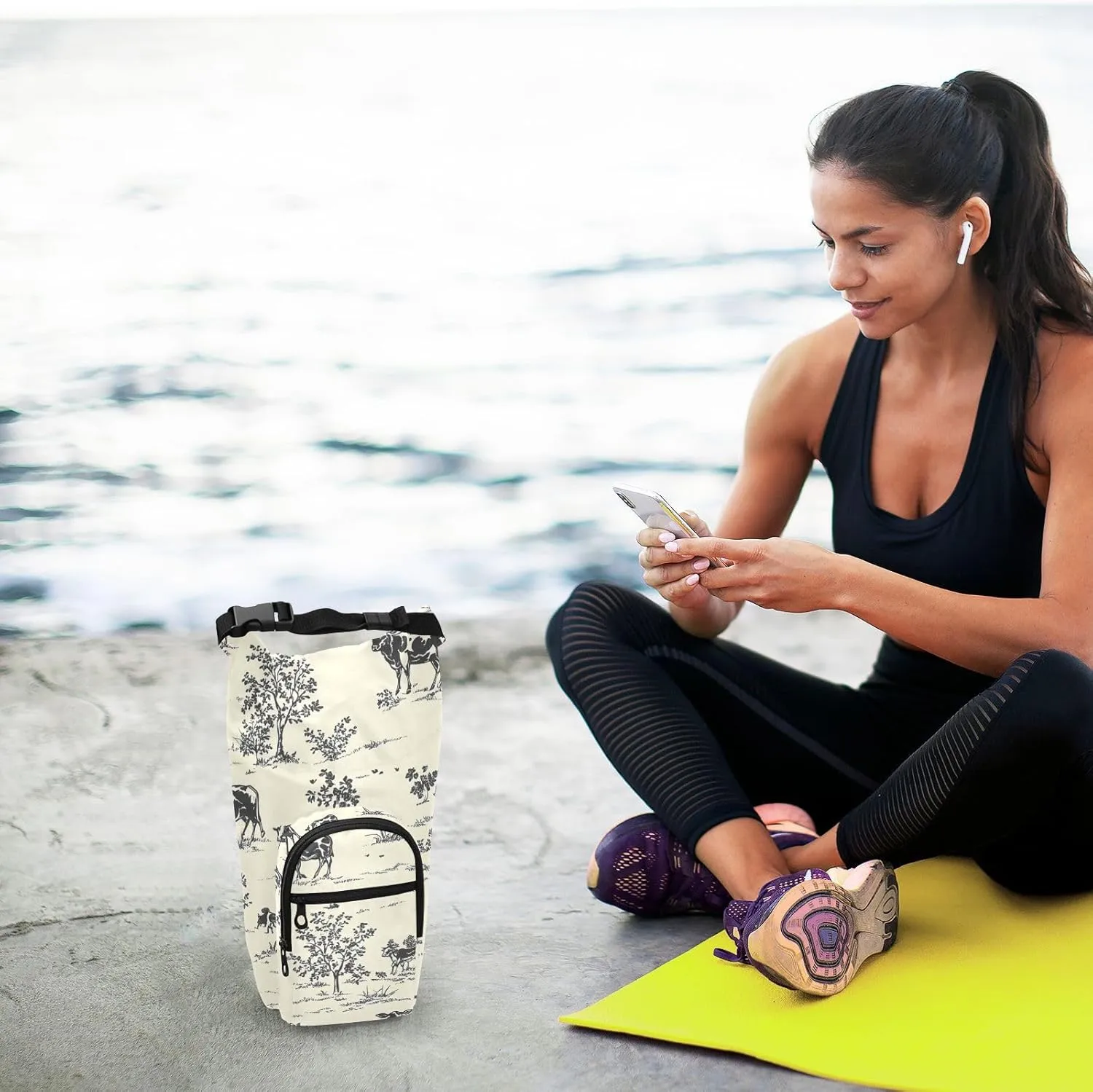 Versatile Insulated Water Bottle Bag, Fits 20oz-40oz Bottles, Lightweight & Adjustable for Commuting, Travel, Hiking & Outdoor Adventures, Prairie Cow