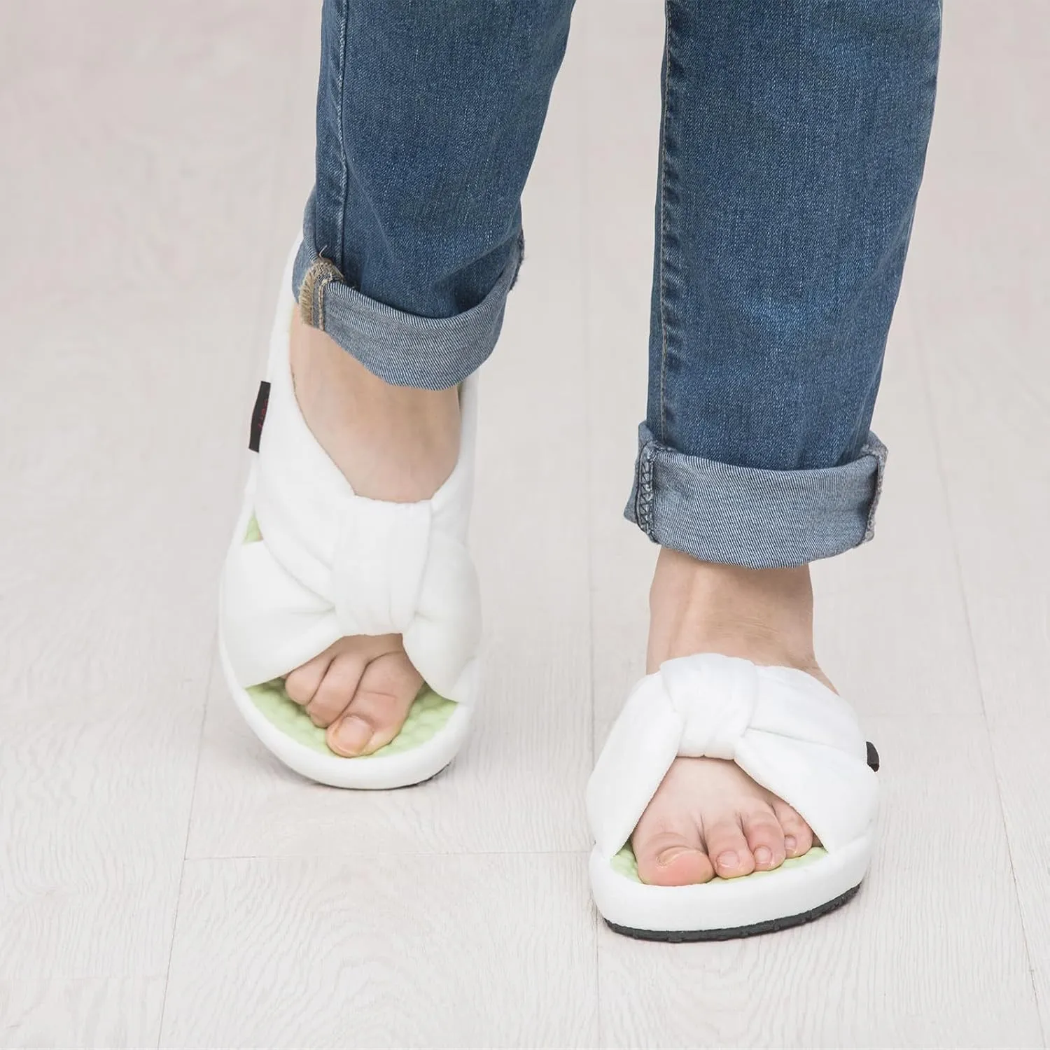 Women's House Slippers | Soft Memory Foam, Massage Beads, Non-Slip Rubber Sole | Cozy Velvet Indoor/Outdoor Slippers | Birthday Gifts & Mother's Day Gifts for Women